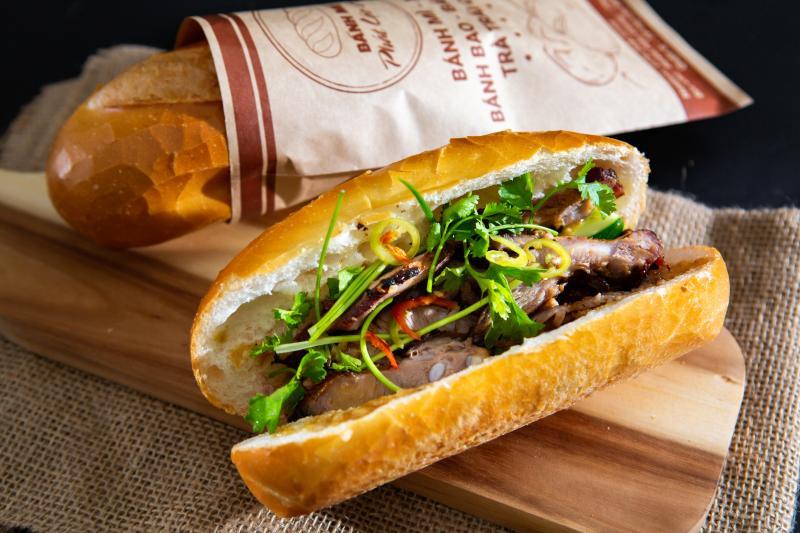 Top 6 Quán Bánh Mì Ngon Nhất Quận 6 TP.HCM Bạn Không Thể Bỏ Lỡ