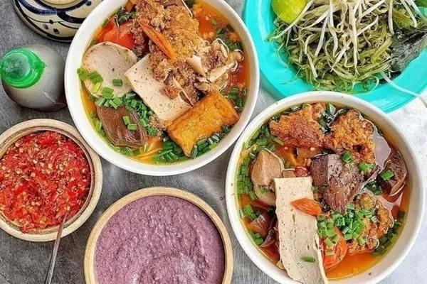 Top 8 địa điểm thưởng thức bún riêu ngon tại Đồng Nai