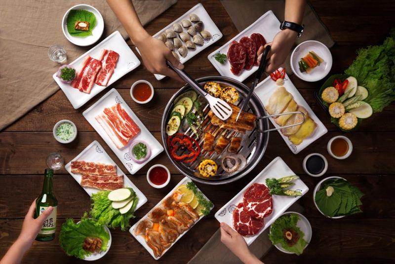 Top 11 Nhà Hàng Buffet Ngon và Nổi Tiếng Quận Phú Nhuận, TP. HCM