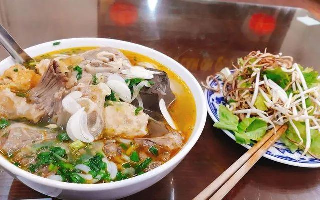 Top 5 Nhà Hàng, Quán Ăn Ngon và Chất Lượng tại Đường Phan Chu Trinh, TP.HCM