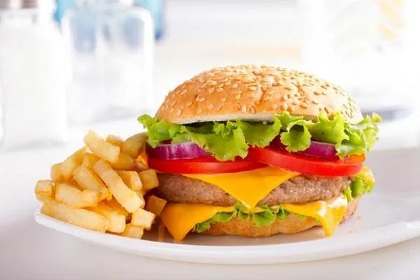 Top 7 Quán Hamburger Ngon Nhất Tại TP. Phú Quốc, Kiên Giang