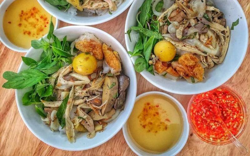 Top 9 Quán Bánh Ướt Lòng Gà Ngon Nhất Quận 10 TP.HCM Được Yêu Thích