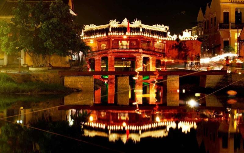 Top 10 Thành phố đẹp nhất khi đêm xuống tại Việt Nam